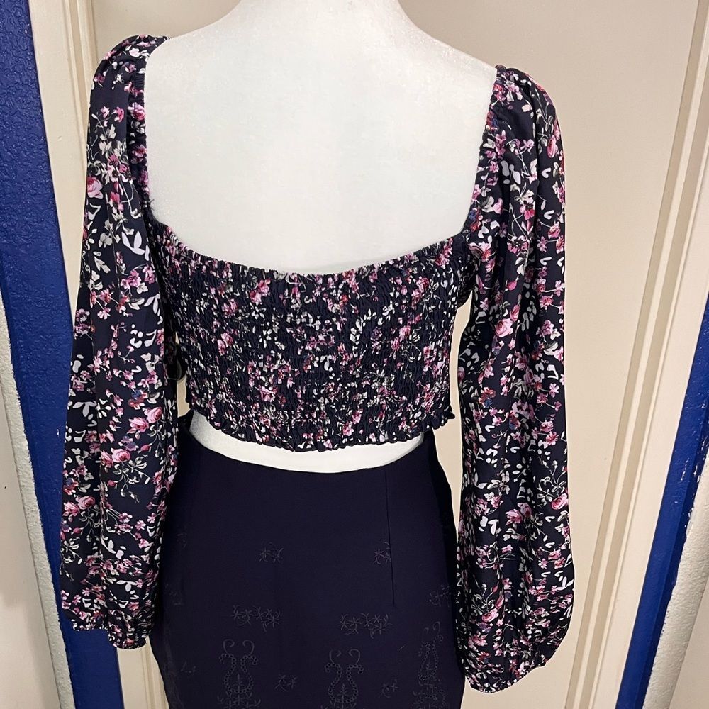 Princess Polly Long Sleeve Crop Top 
Size 6 - Picture 4 of 5